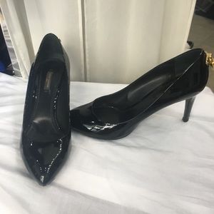 Louis Vuitton Shoes - Louis Vuitton patent leather heels Louis Vuitton Shoes - Louis Vuitton patent leather heels